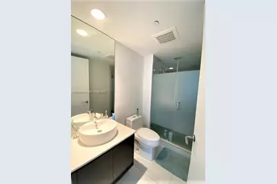 31 SE 6th St #2404, Miami, FL 33131 - Photo 22