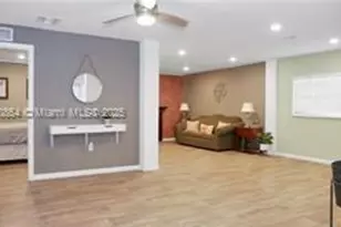 11751 Shawnee, Fort Myers, FL 33913 - Photo 6