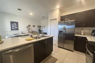 1685 SE 27th Rd, Homestead, FL 33035 - Photo 14