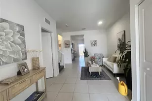 1685 SE 27th Rd, Homestead, FL 33035 - Photo 2