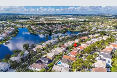 15736 NW 11th St, Pembroke Pines, FL 33028 - Photo 22