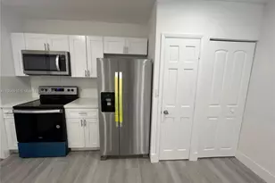 1923 NW 66th St, Miami, FL 33147 - Photo 10