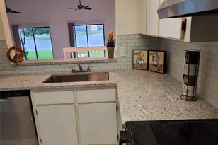 4206 SW 87th Terrace, Davie, FL 33328 - Photo 8