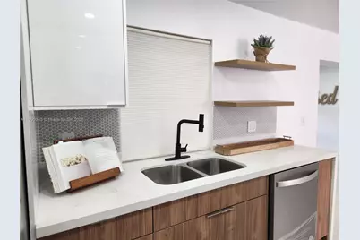 1254 NW 82nd Ave, Plantation, FL 33322 - Photo 18