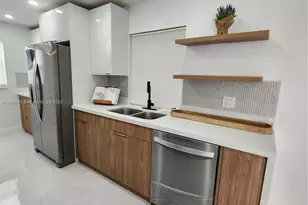 1254 NW 82nd Ave, Plantation, FL 33322 - Photo 12