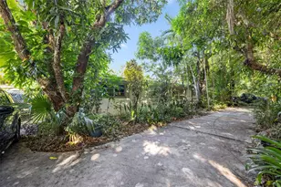 15290 SW 82nd Ave, Palmetto Bay, FL 33157 - Photo 6