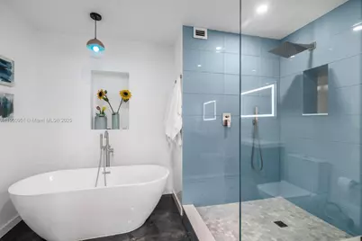 11111 Biscayne Blvd #1F, Miami, FL 33181 - Photo 16