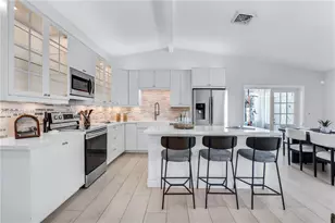 2180 NW 107th Ave, Sunrise, FL 33322 - Photo 4