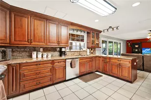 10825 SW 91st Ln, Miami, FL 33176 - Photo 14