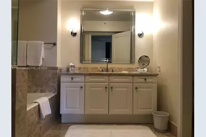 1435 Brickell Ave #3506, Miami, FL 33131 - Photo 18