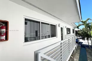 312 Elm St, Hollywood, FL 33019 - Photo 8