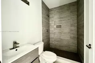 6820 NW 6th Ct, Miami, FL 33150 - Photo 14