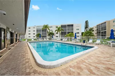 424 SE 10th St #104, Dania Beach, FL 33004 - Photo 24