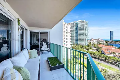 19900 E Country Club Dr #1003, Aventura, FL 33180 - Photo 10