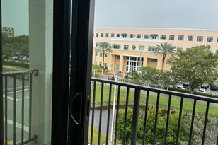 8301 NW 41st St, Doral, FL 33166 - Photo 14