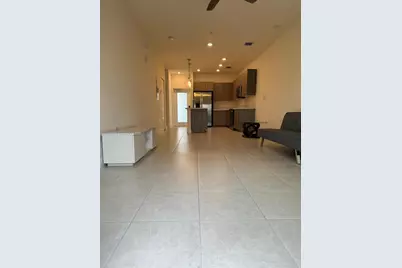 8301 NW 41st St #B-403, Doral, FL 33166 - Photo 8