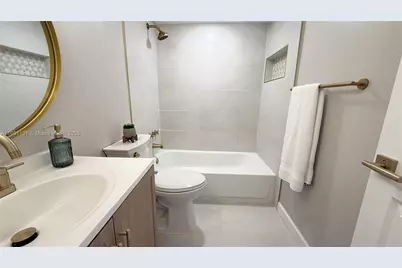 9440 W Flagler St #306, Miami, FL 33174 - Photo 18