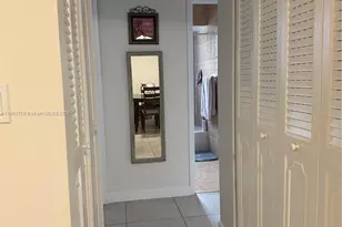 2850 Somerset Dr, Lauderdale Lakes, FL 33311 - Photo 18