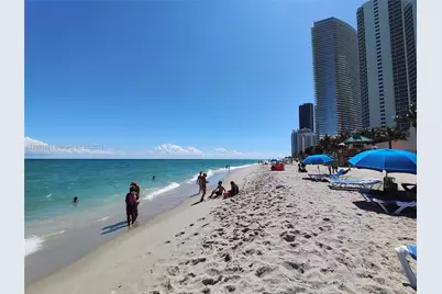 19201 Collins Ave #434, Sunny Isles Beach, FL 33160 - Photo 2