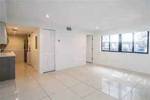 1985 Bay Dr, Miami Beach, FL 33141 - Photo 2