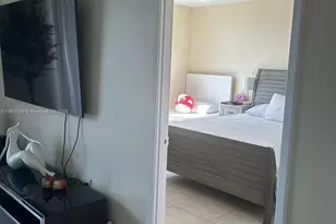 1700 NE 191st St, Miami, FL 33179 - Photo 1