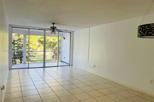 1351 NE 191st St, Miami, FL 33179 - Photo 4
