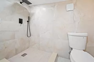 7525 NW 15th Ave, Miami, FL 33147 - Photo 6