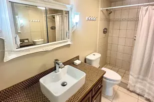 500 Bayview Dr, Sunny Isles Beach, FL 33160 - Photo 30