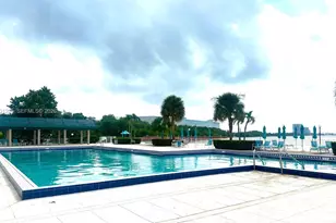 500 Bayview Dr, Sunny Isles Beach, FL 33160 - Photo 36