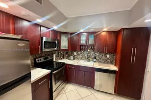 500 Bayview Dr, Sunny Isles Beach, FL 33160 - Photo 6