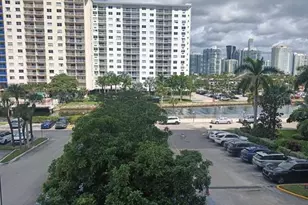 500 Bayview Dr, Sunny Isles Beach, FL 33160 - Photo 4