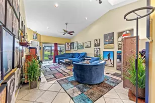 8220 Waterford Ln, Tamarac, FL 33321 - Photo 12