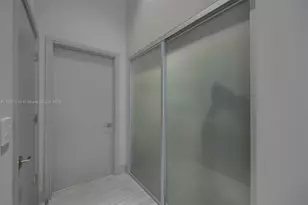 495 Brickell Ave, Miami, FL 33131 - Photo 16