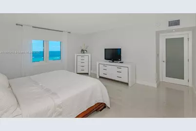 2301 Collins Ave #1210, Miami Beach, FL 33139 - Photo 16