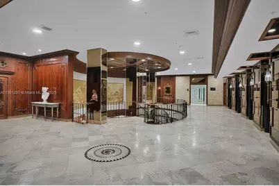 6039 Collins Ave #1402, Miami Beach, FL 33140 - Photo 42