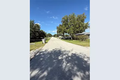 2409 SE 2nd Ave SE, Vero Beach, FL 32962 - Photo 22