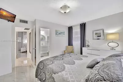 4705 NW 35th St #501, Lauderdale Lakes, FL 33319 - Photo 20