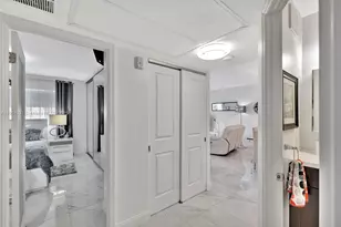 4705 NW 35th St, Lauderdale Lakes, FL 33319 - Photo 18