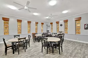 4705 NW 35th St, Lauderdale Lakes, FL 33319 - Photo 34