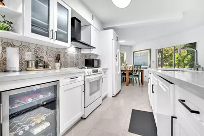 9239 NW 9th Pl #C1L, Plantation, FL 33324 - Photo 1