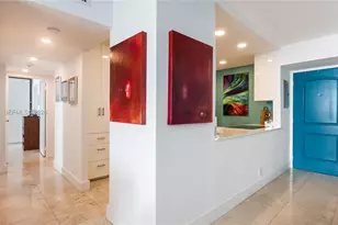 100 Bayview Dr, Sunny Isles Beach, FL 33160 - Photo 6