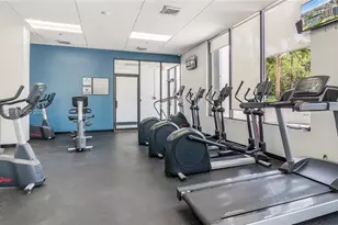 100 Bayview Dr, Sunny Isles Beach, FL 33160 - Photo 38