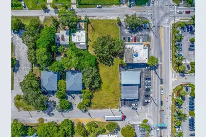 137 NW 165th St, Miami, FL 33169 - Photo 14