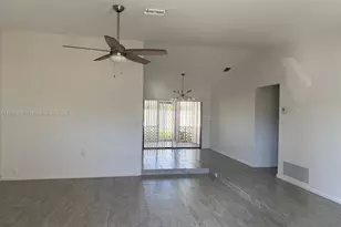 11701 NW 37th Pl, Sunrise, FL 33323 - Photo 8