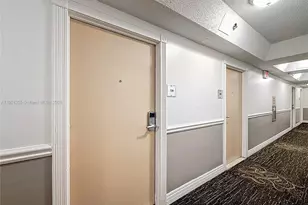 19201 Collins Ave, Sunny Isles Beach, FL 33160 - Photo 4