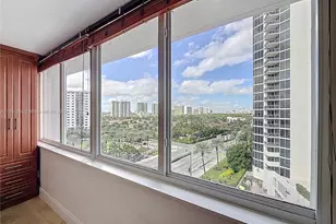 19201 Collins Ave, Sunny Isles Beach, FL 33160 - Photo 14