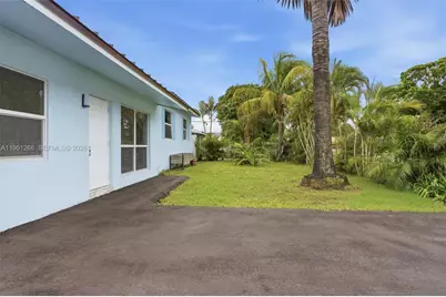 2280 SW 43rd Ave #1, Fort Lauderdale, FL 33317 - Photo 4