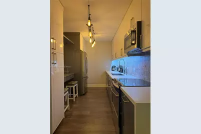 401 69th St #212, Miami Beach, FL 33141 - Photo 6