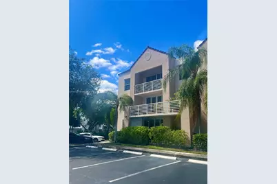 2731 Ocean Club Blvd #301, Hollywood, FL 33019 - Photo 4