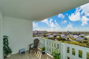 4001 Hillcrest Dr, Hollywood, FL 33021 - Photo 20